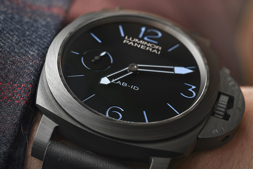 Panerai LAB-ID Luminor 1950 Carbotech 3 Days PAM 700 Watch Hands-On Hands-On 